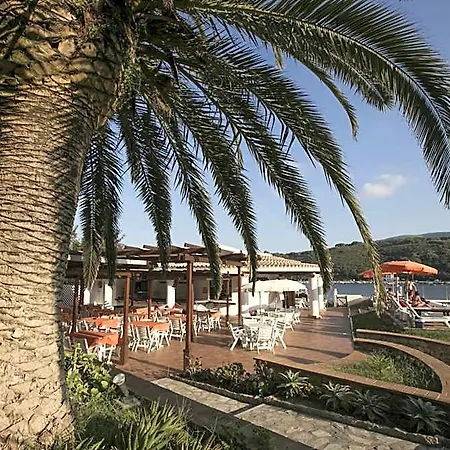 Cala Di Mola Hotel 3*