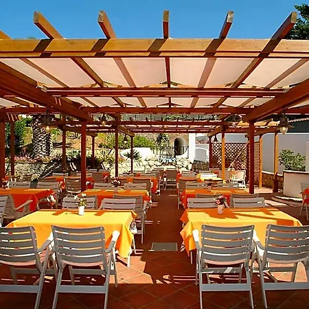 Cala Di Mola 3*